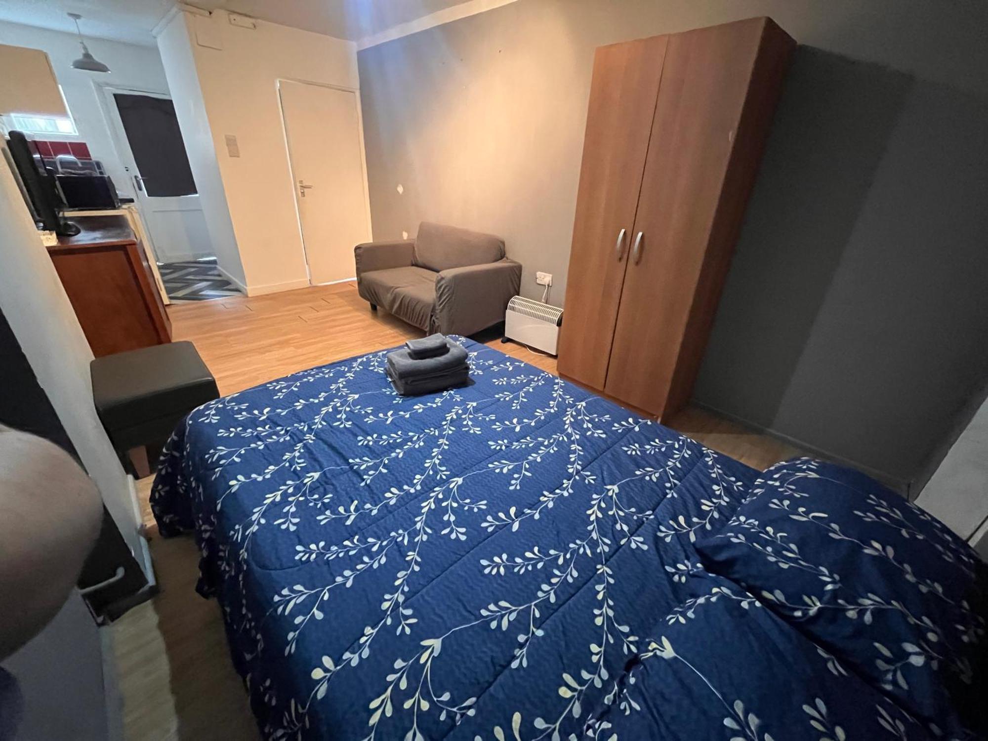 London Studio * Londra